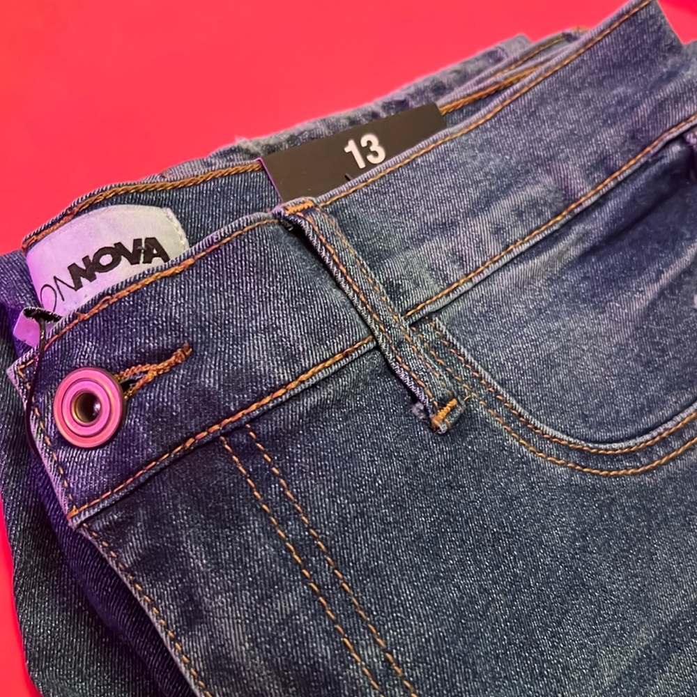 Jeans - Picture 3 of 3